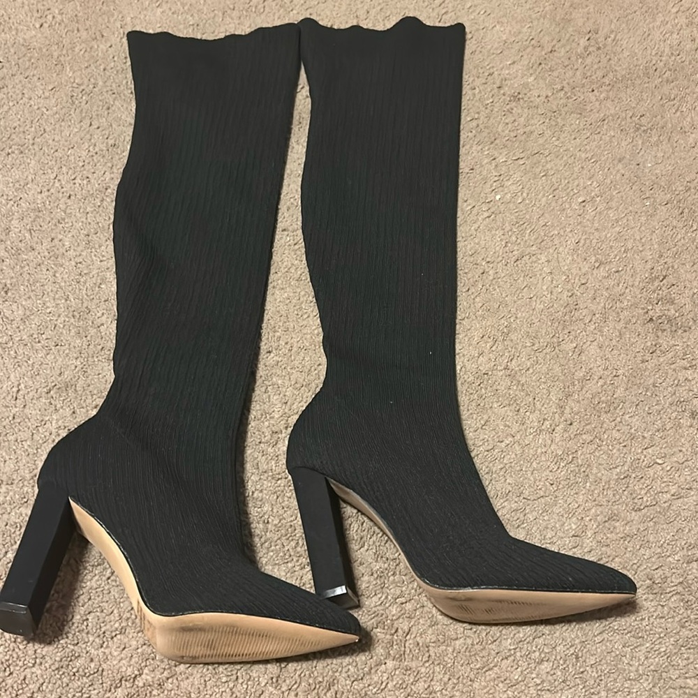 Black Thigh high boots 🖤🖤 Plus-size Friendly!!!!